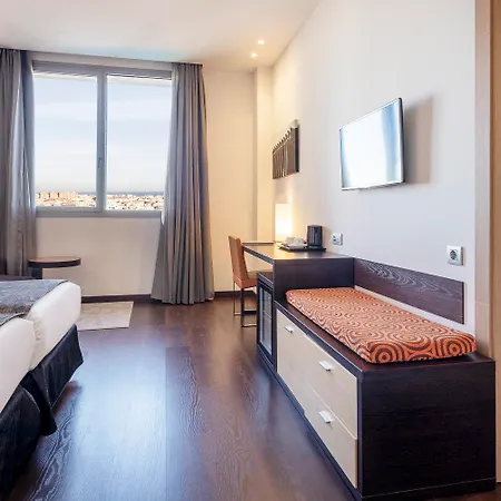 Hotel Ilunion Aqua 4