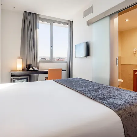 Hotel Ilunion Aqua 4