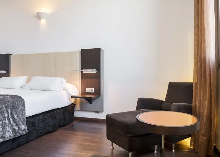 イルニオンアクア4 4* バレンシア