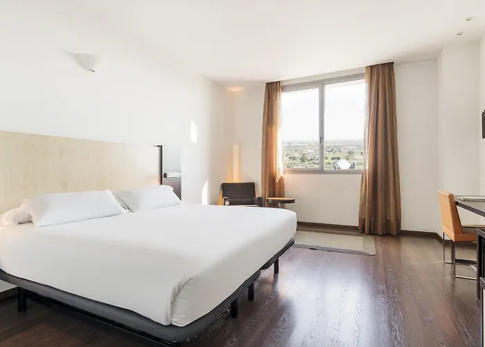 イルニオンアクア4 ホテル バレンシア