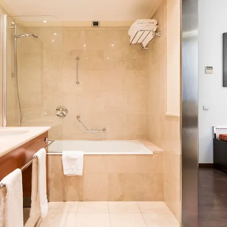 Ilunion Aqua 4 Hotel 4*