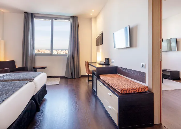 酒店 伊鲁尼阿奎拉4号康福特尔酒店