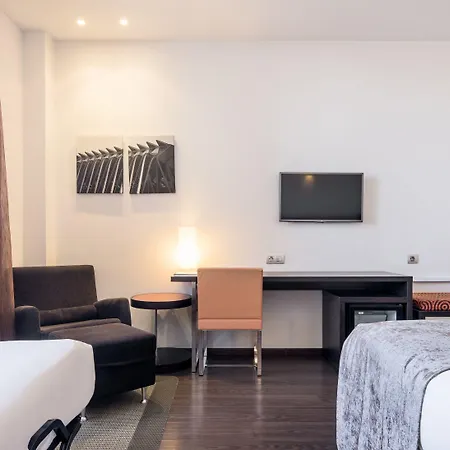 فندق Ilunion Aqua 4 فالنسيا