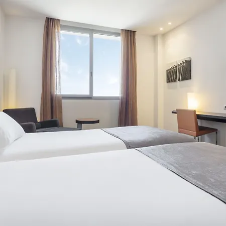 伊鲁尼阿奎拉4号康福特尔酒店 瓦伦西亚