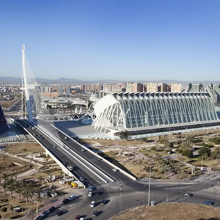 伊鲁尼阿奎拉4号康福特尔酒店 酒店 4*