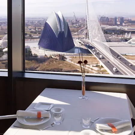 酒店 伊鲁尼阿奎拉4号康福特尔酒店